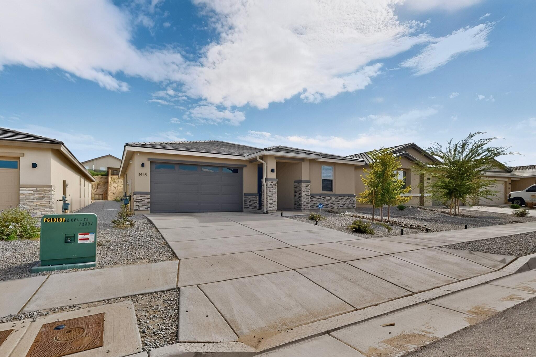 1445 Valle De Colores Street NW