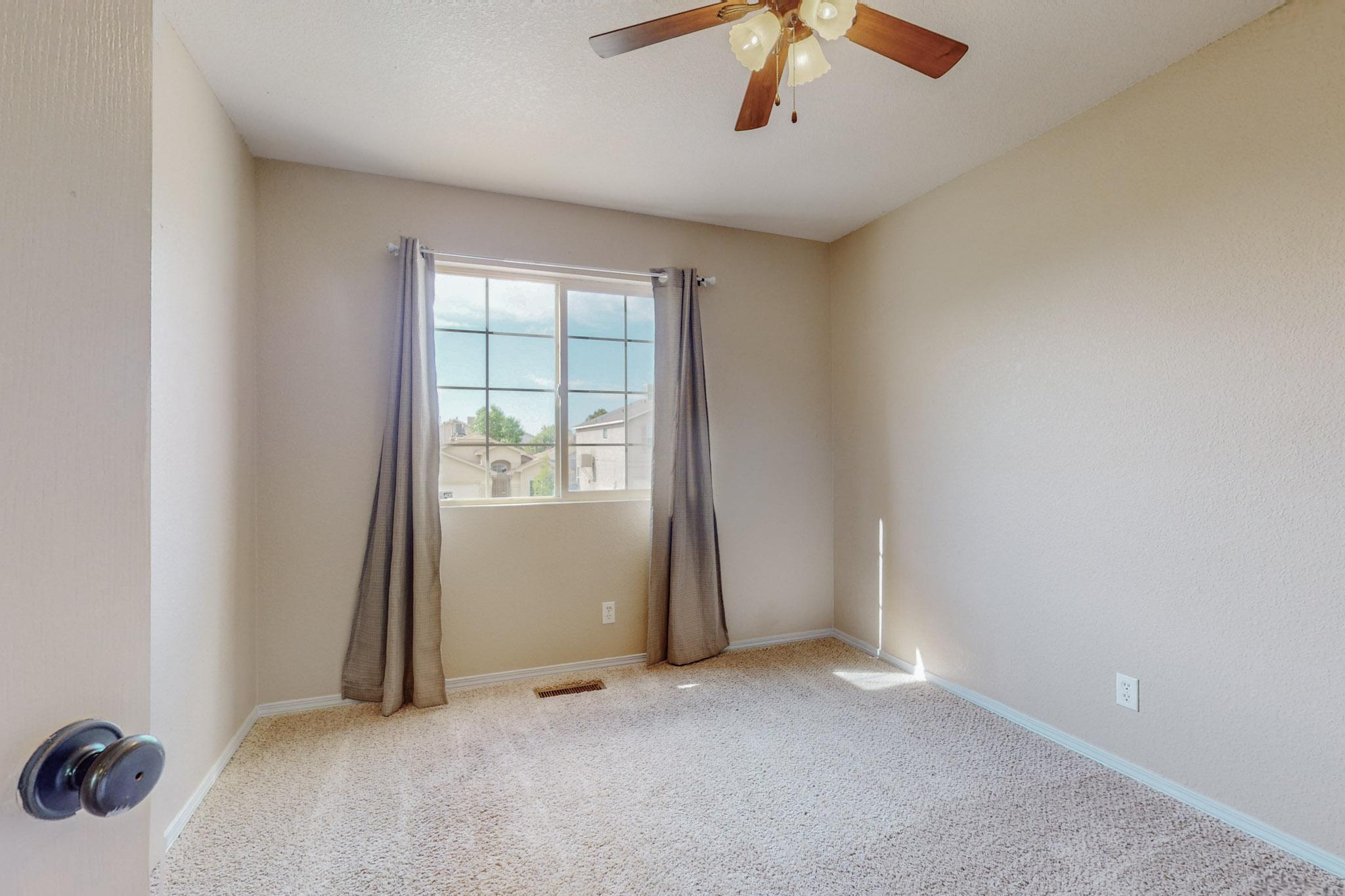 725 Valley Meadows Drive, Rio Rancho, New Mexico image 32