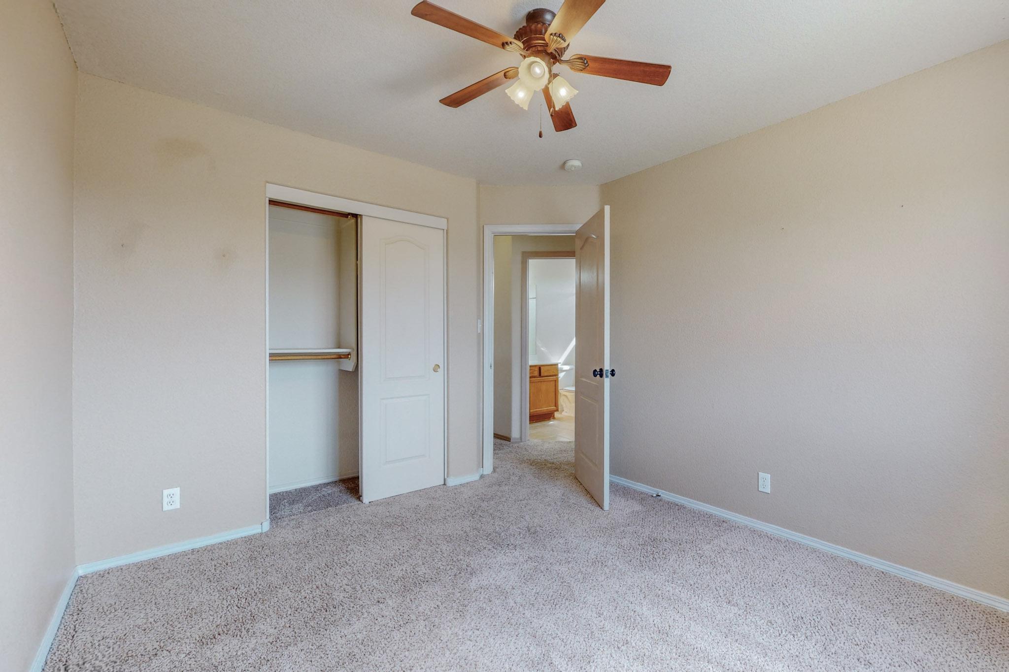 725 Valley Meadows Drive, Rio Rancho, New Mexico image 31