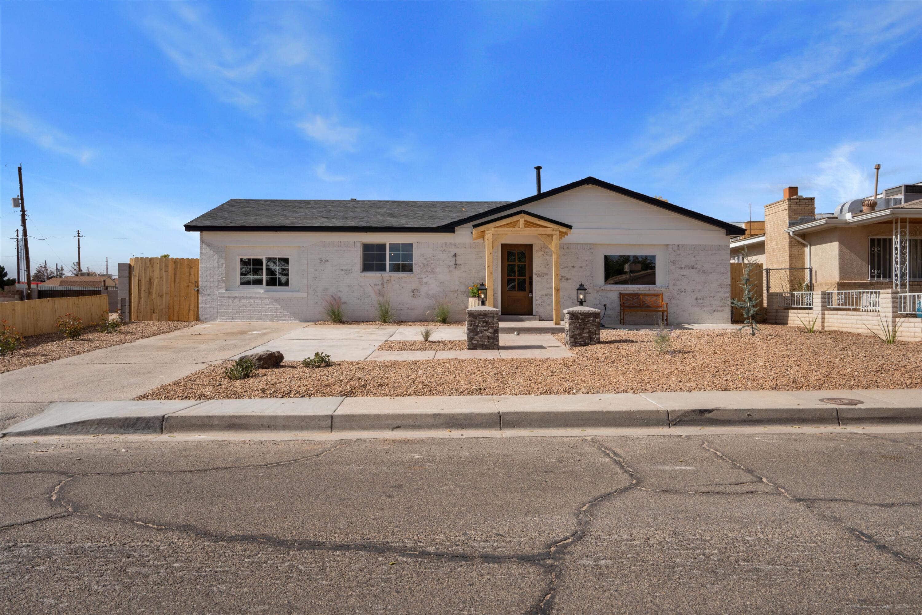 417 63rd Street, Albuquerque, New Mexico image 2