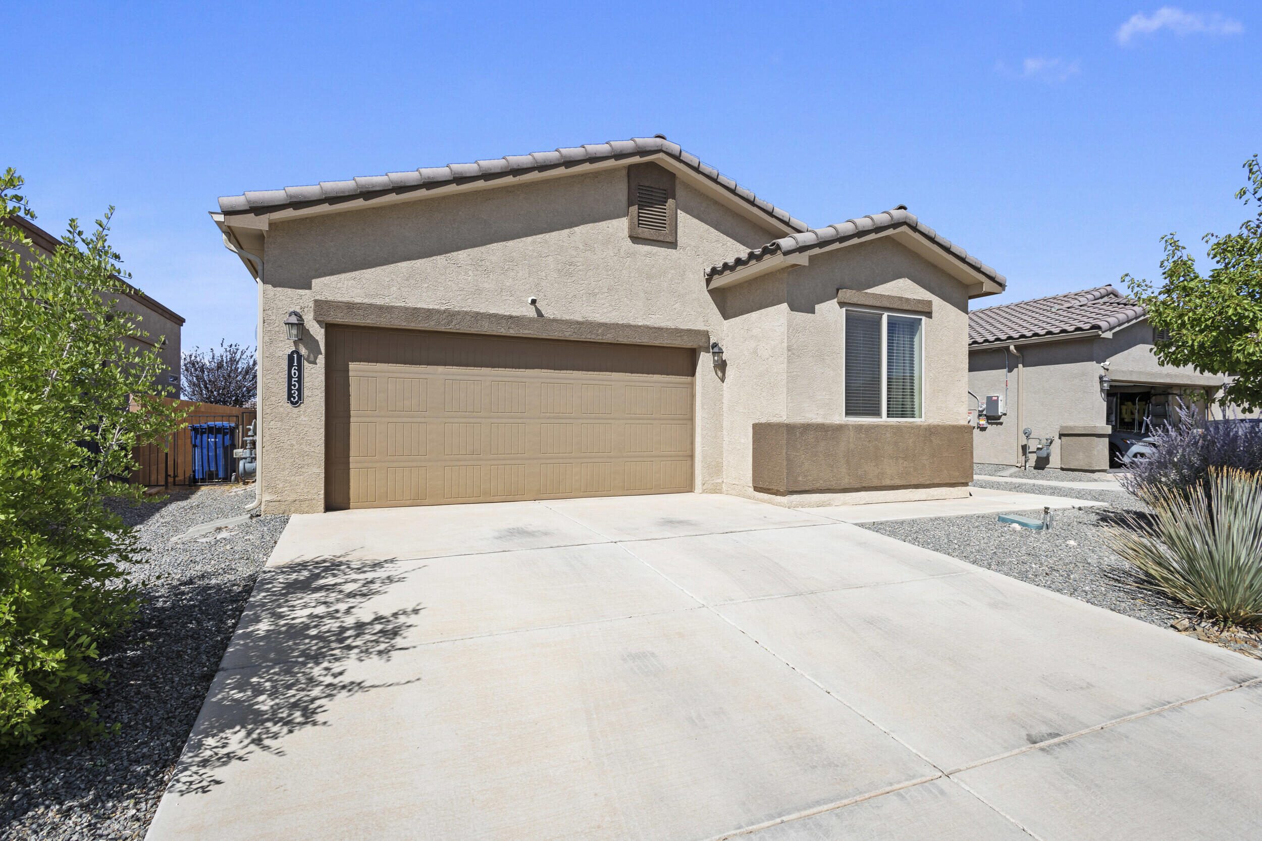 View Los Lunas, NM 87031 house