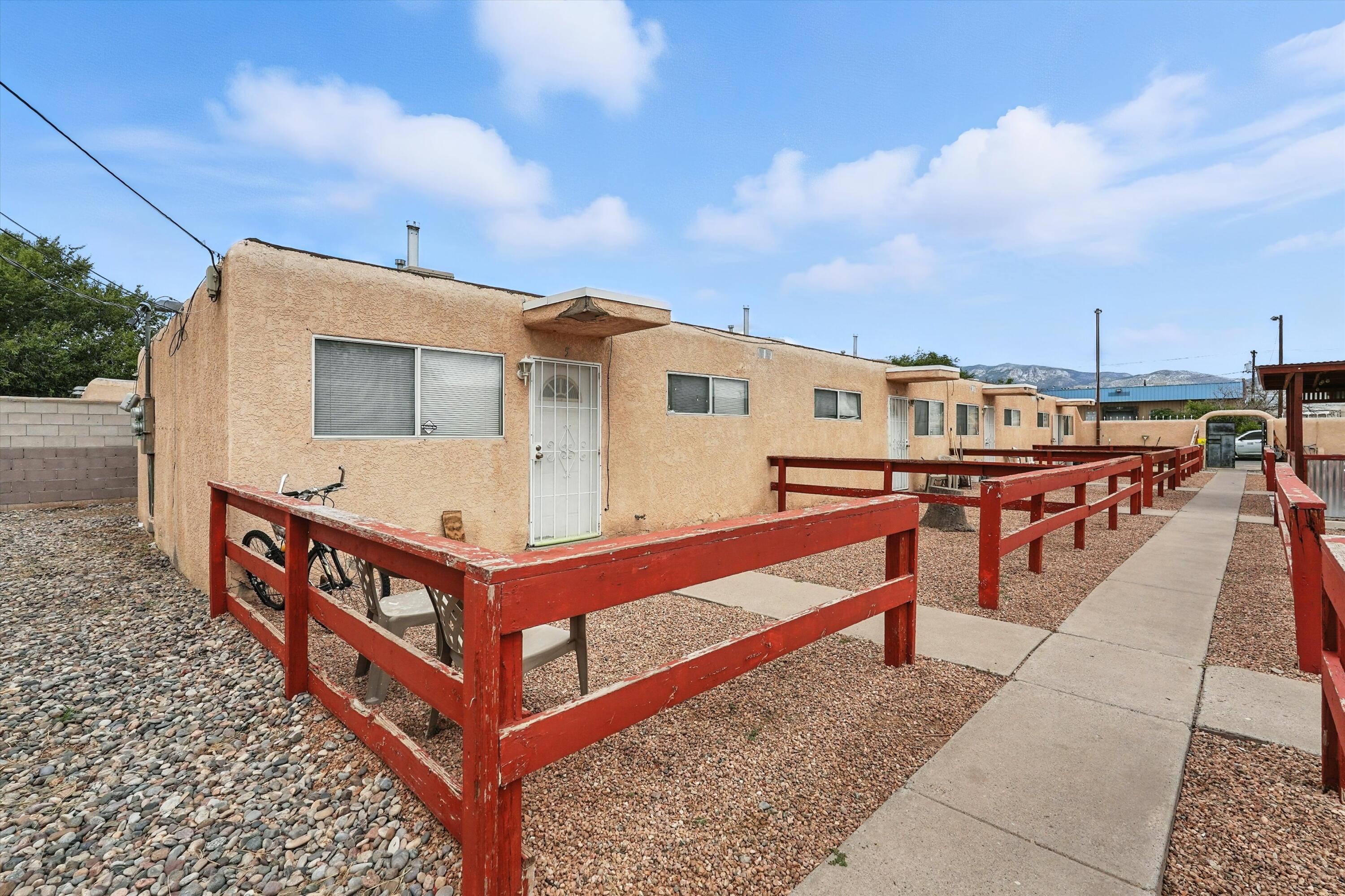 415 WISCONSIN Street NE