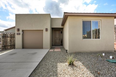 Photo of 7302 VISTA SERENA Loop, Santa Fe, NM 87507 (MLS # 1092720)