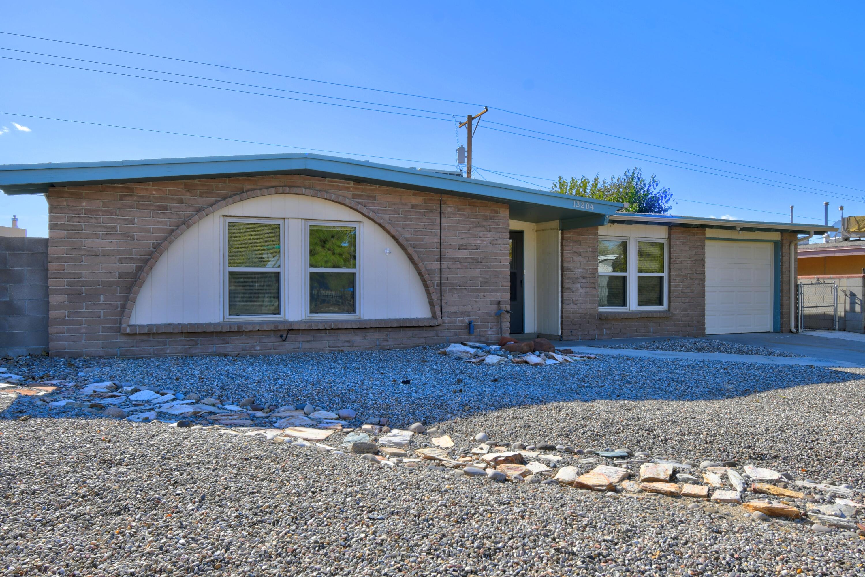 13204 Westview Avenue, Albuquerque, New Mexico image 1