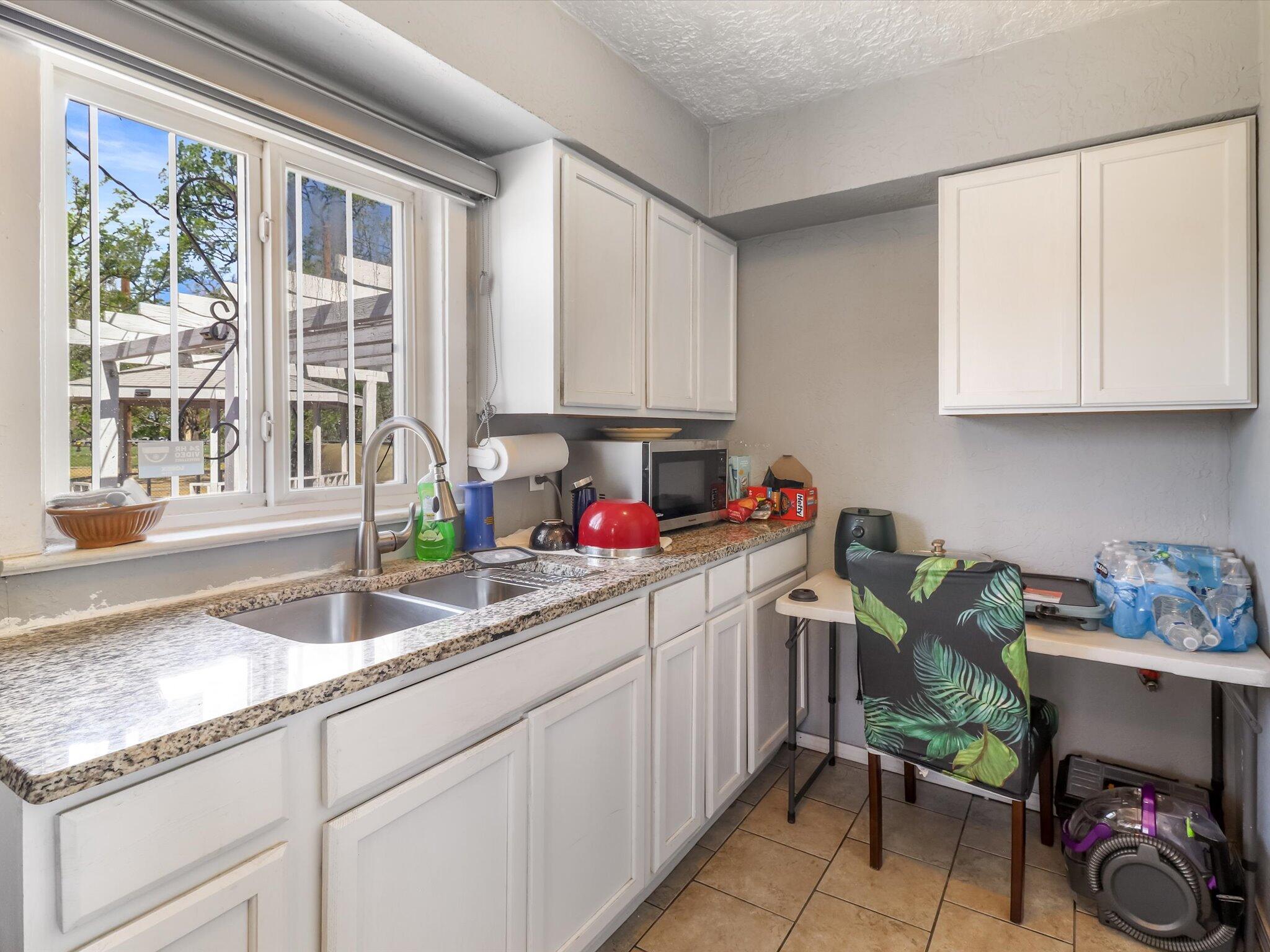 2201 7th Street Nw Street, Albuquerque, New Mexico image 7