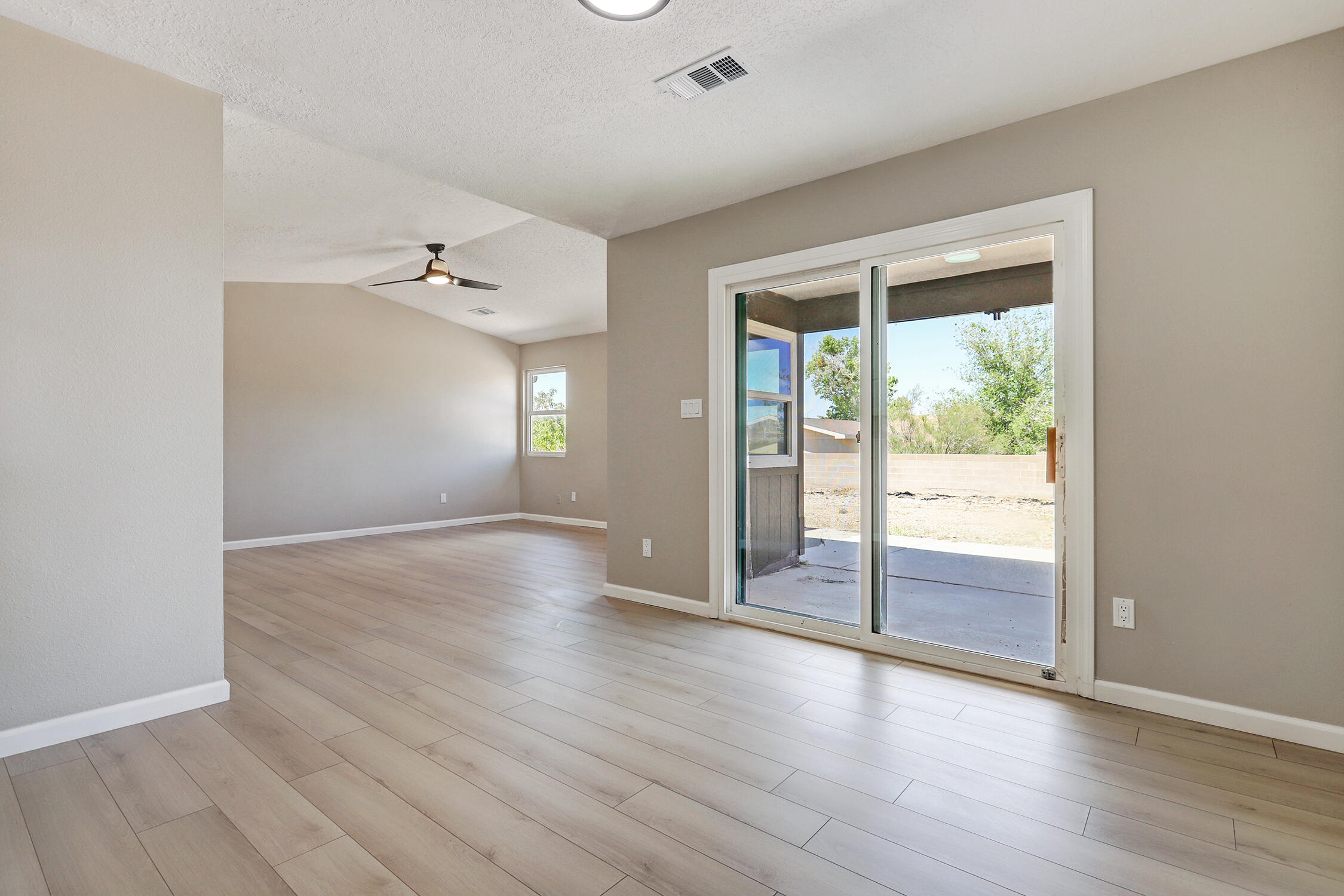 6301 Magpie Way, Rio Rancho, New Mexico image 8