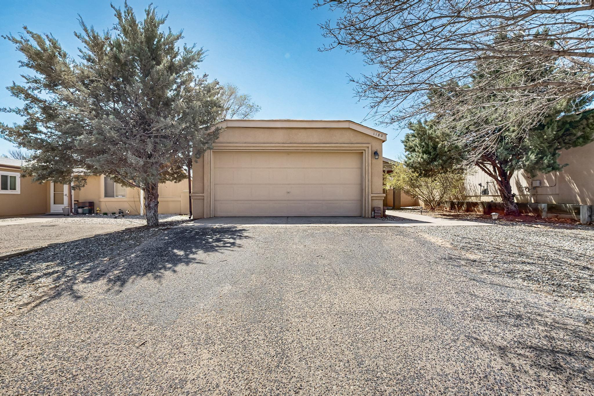 1180 Rachel Road, Rio Rancho, New Mexico image 1