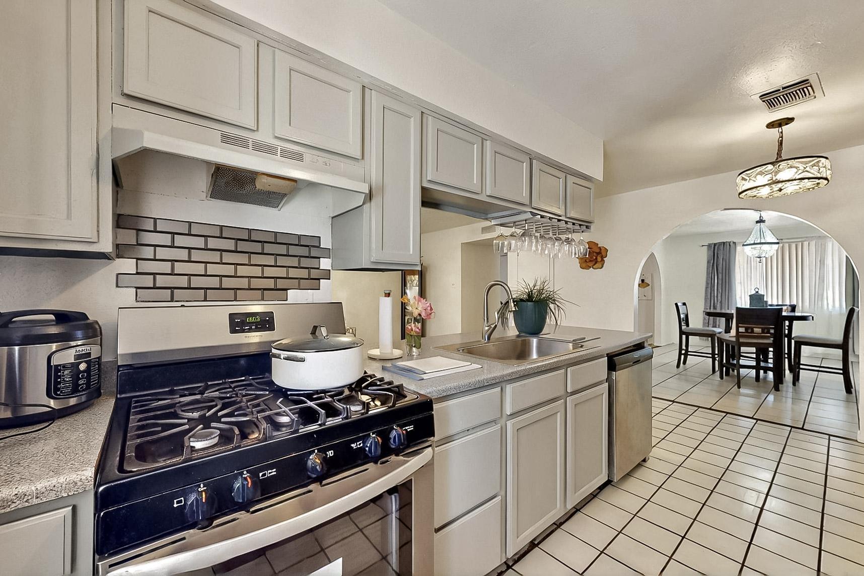 708 Landman Place, Albuquerque, New Mexico image 13