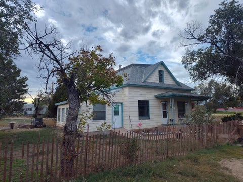 Photo of 201 S Sunset Avenue, Mountainair, NM 87036 (MLS # 1113055)