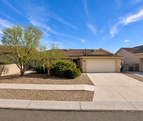 Photo of 8015 Escarpment Avenue NW, Albuquerque, NM 87120 (MLS # 1106989)