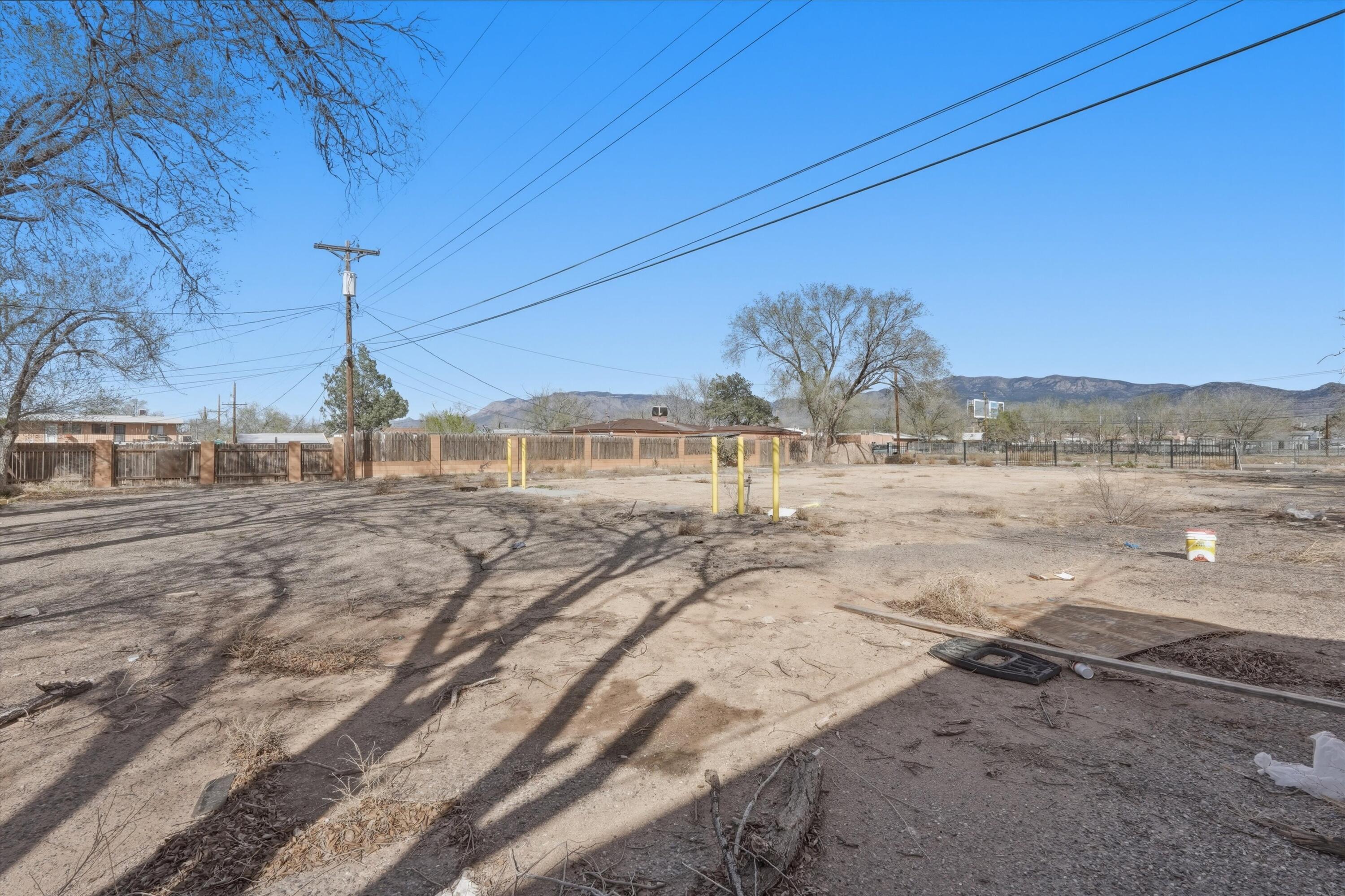 215 Wisconsin Street NE