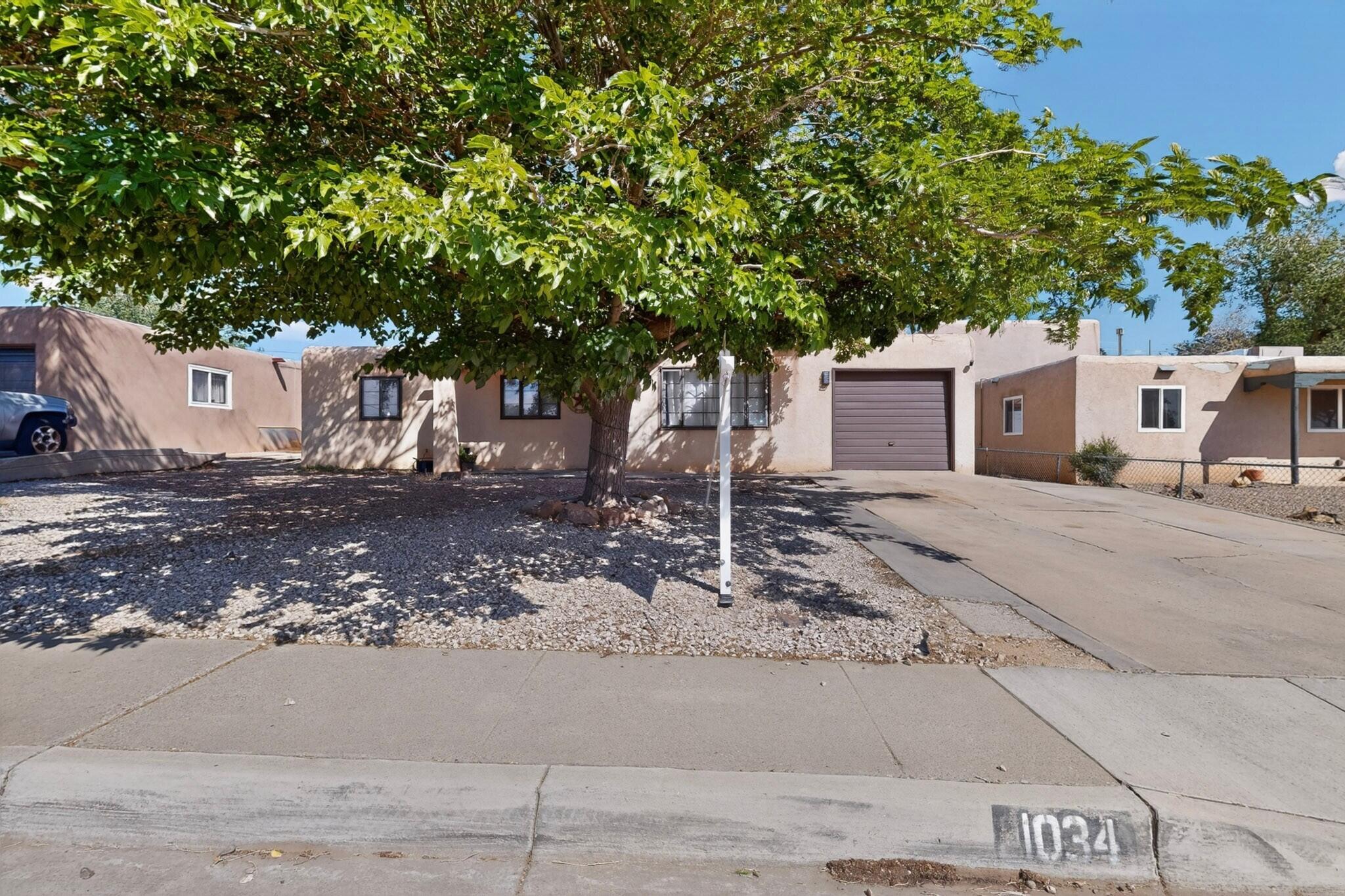 1034 Tomasita Street NE