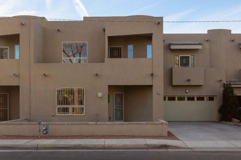 Photo of 309 11th Street SW, Albuquerque, NM 87102 (MLS # 1098271)