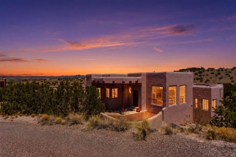 Homes For Sale - 21 Vista De Oro<br/> Placitas, NM 87043