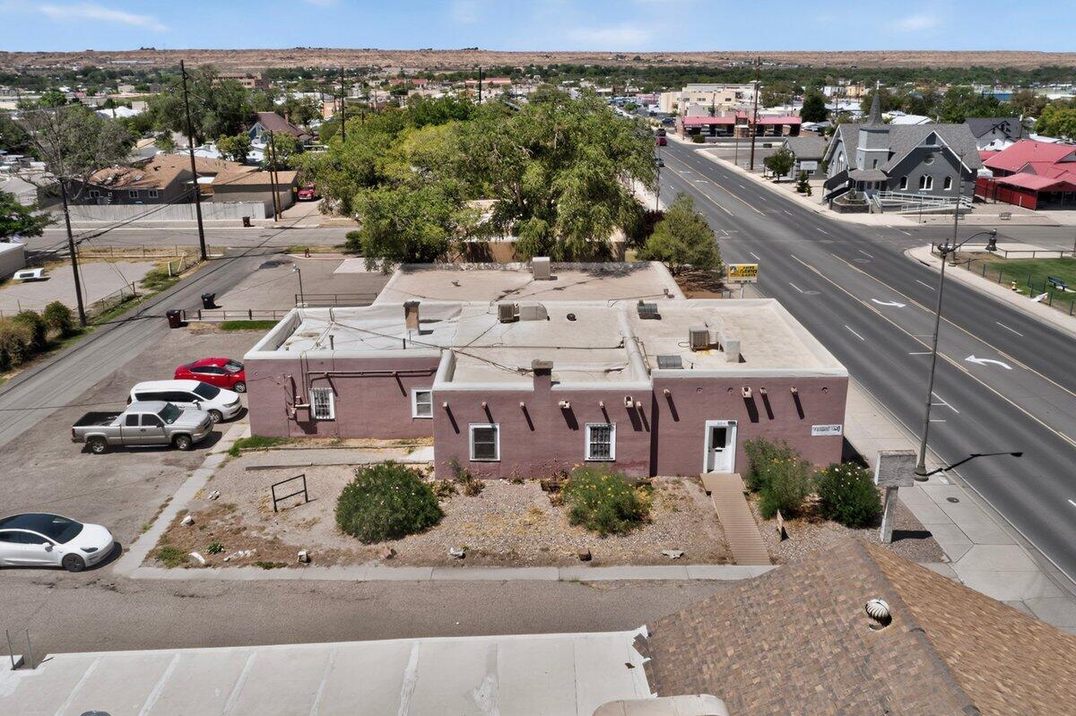 315 W Reinken Avenue