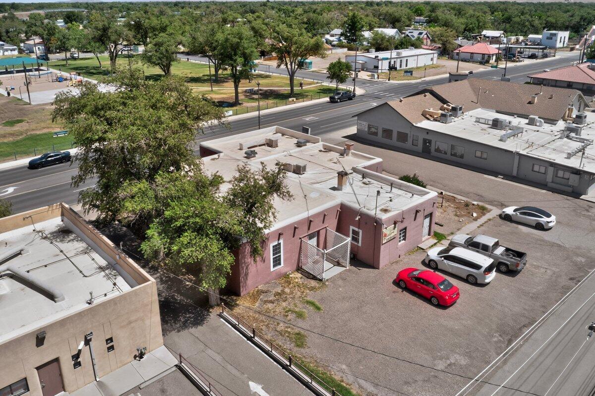 315 W Reinken Avenue