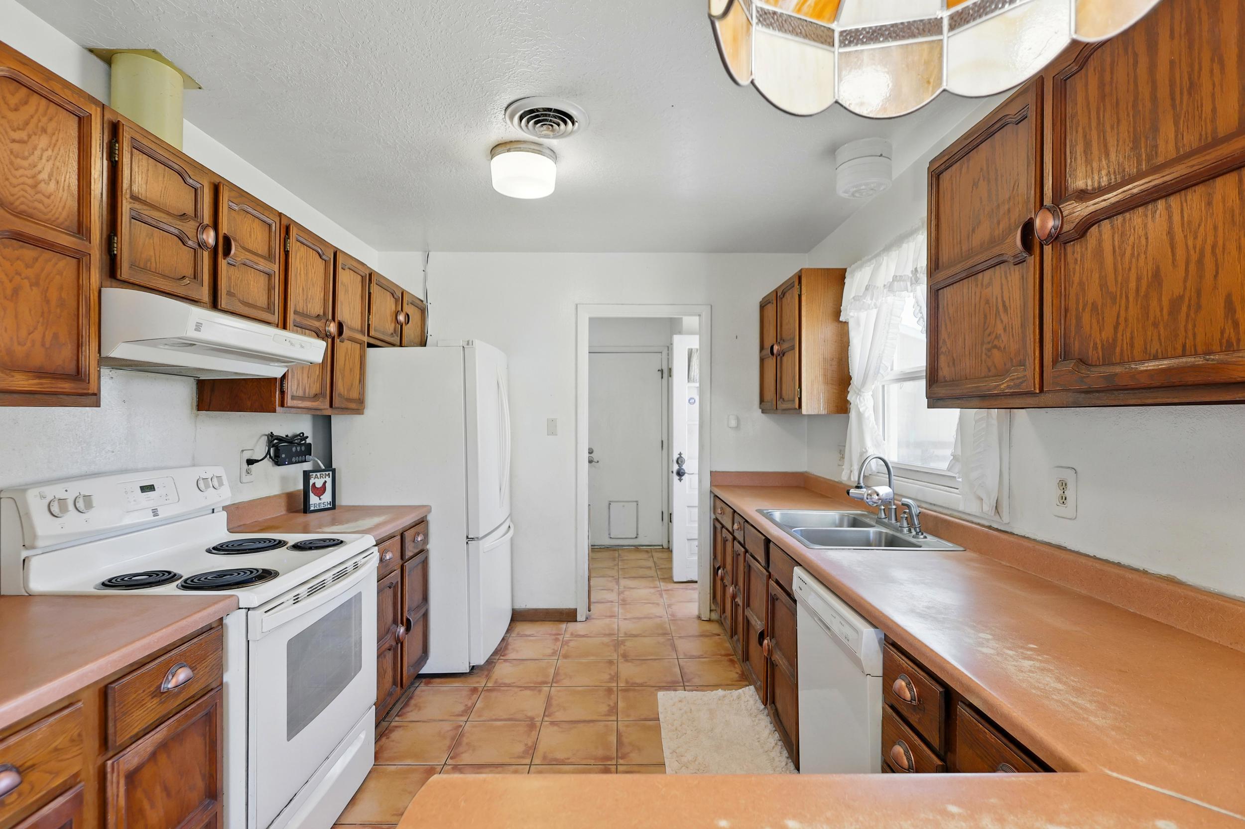 1595 W Bosque Loop, Bosque Farms, New Mexico image 5