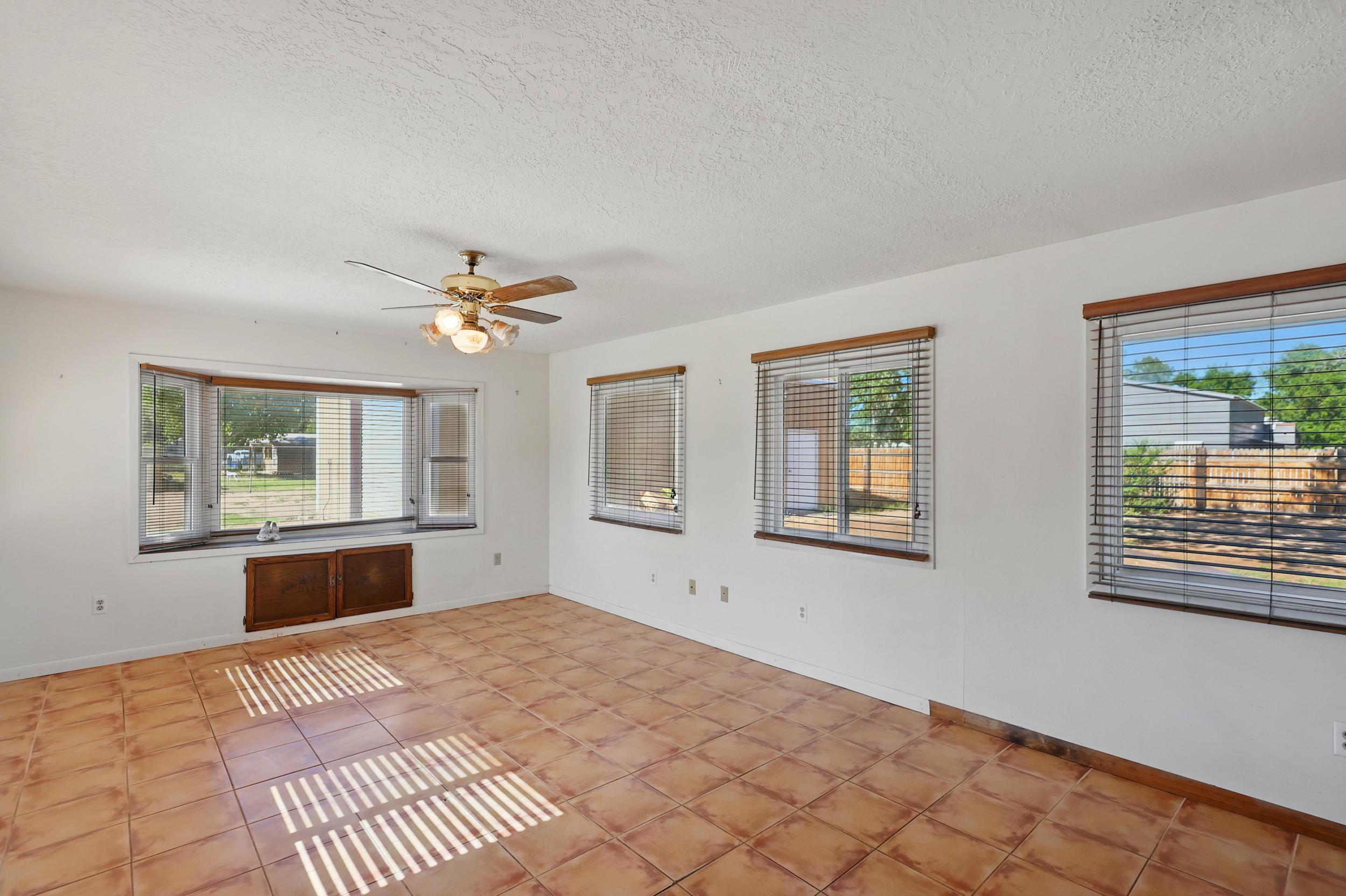 1595 W Bosque Loop, Bosque Farms, New Mexico image 4