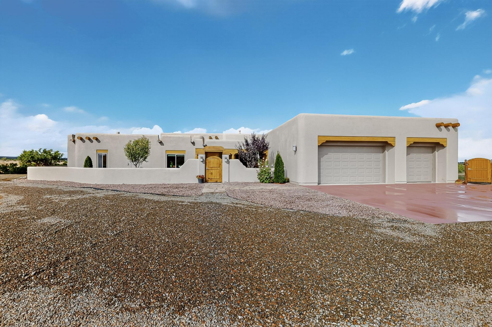 413 MISSION HILLS Road