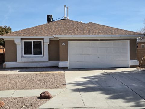 Photo of 516 Foyt Drive SW, Albuquerque, NM 87121 (MLS # 1098780)