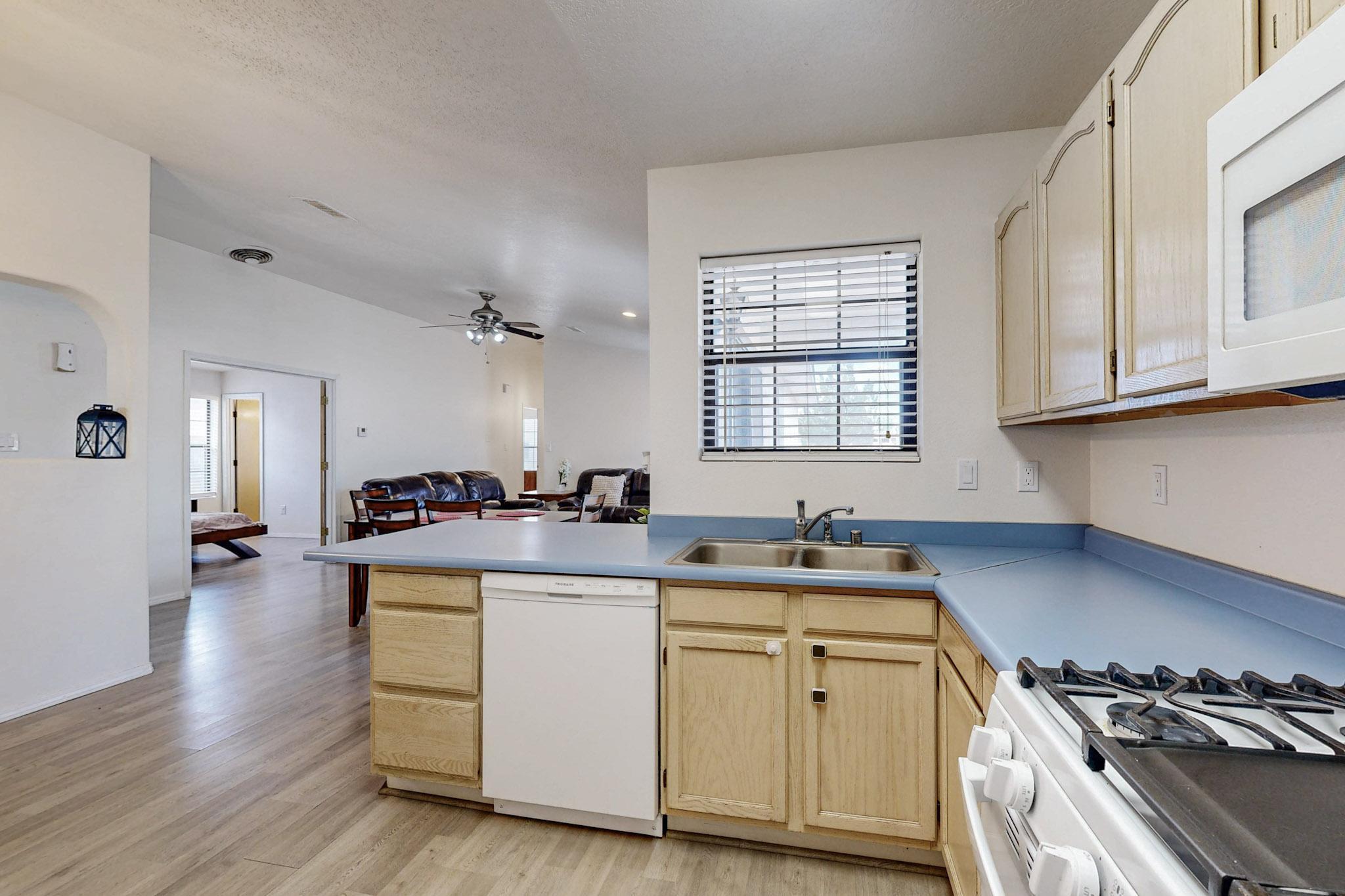 1128 Pandora Drive, Los Lunas, New Mexico image 16