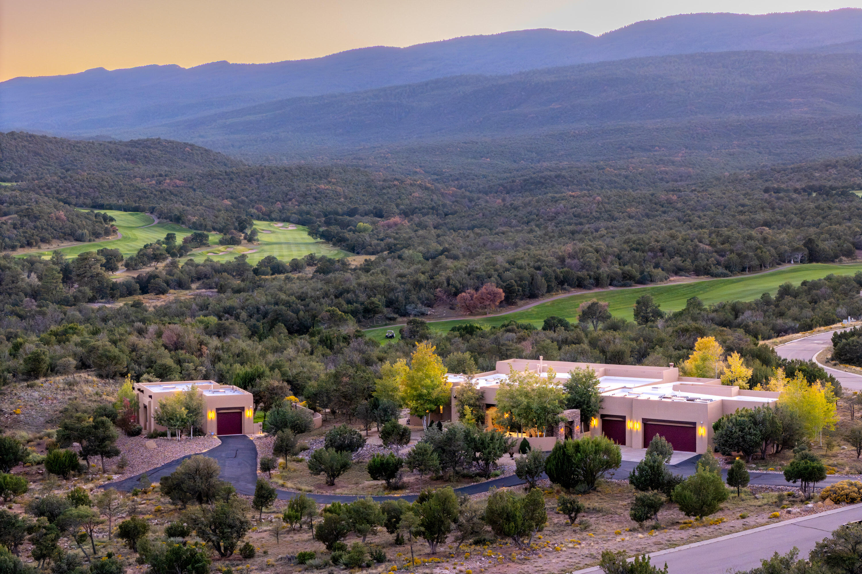 21 Broken Arrow Place