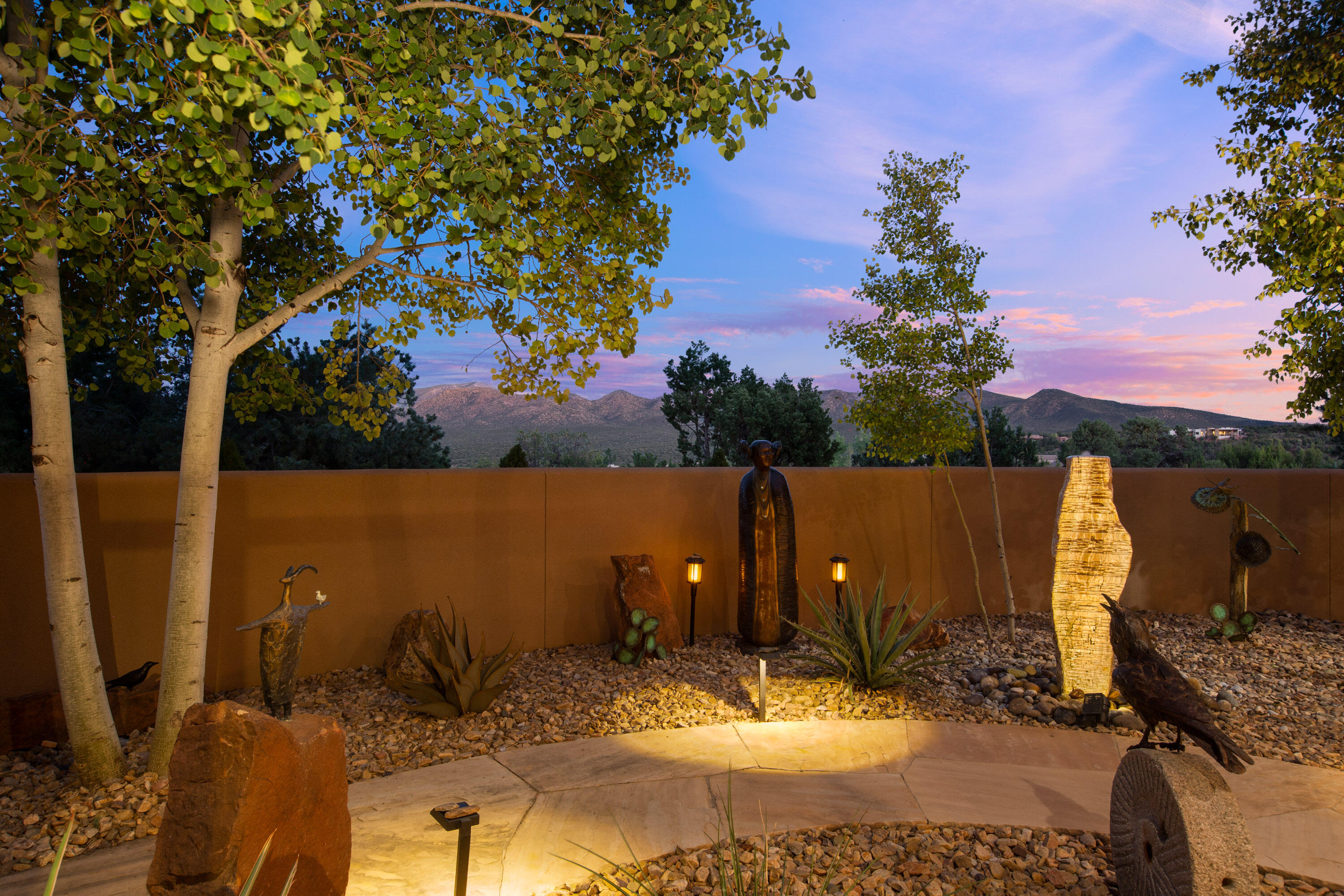 21 Broken Arrow Place