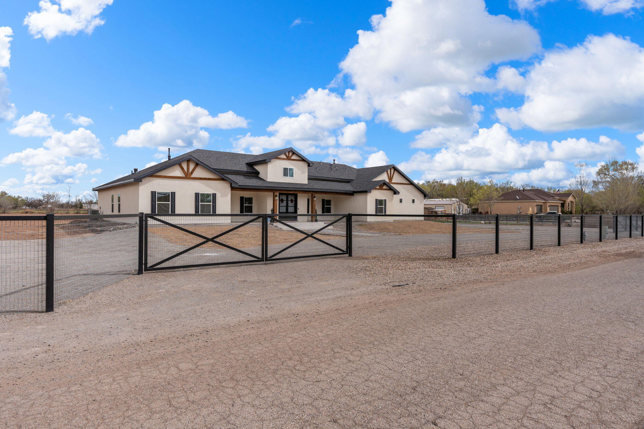 3 Benito Lane, Los Lunas, New Mexico image 2