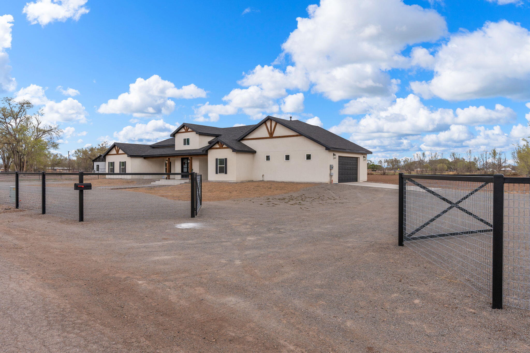 3 Benito Lane, Los Lunas, New Mexico image 3