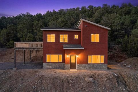 Photo of 7 Shasta Court, Cedar Crest, NM 87008 (MLS # 1101370)