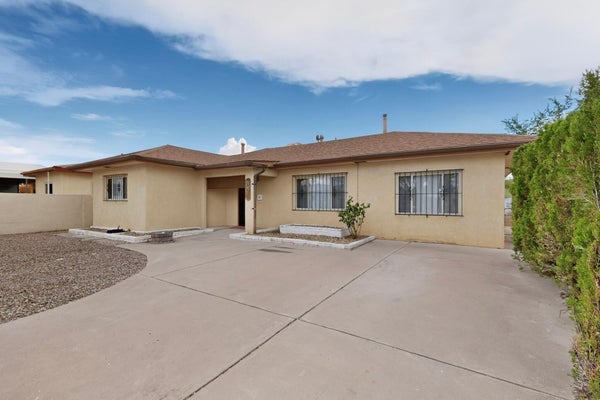 341 60TH ST NW, ALBUQUERQUE, NM 87105 - Image 048edc7f6ad7d060cb28c5d28ddccee4/3480864553
