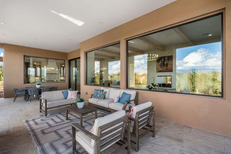 9 Tamarisk Trail