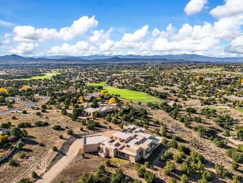 9 Tamarisk Trail
