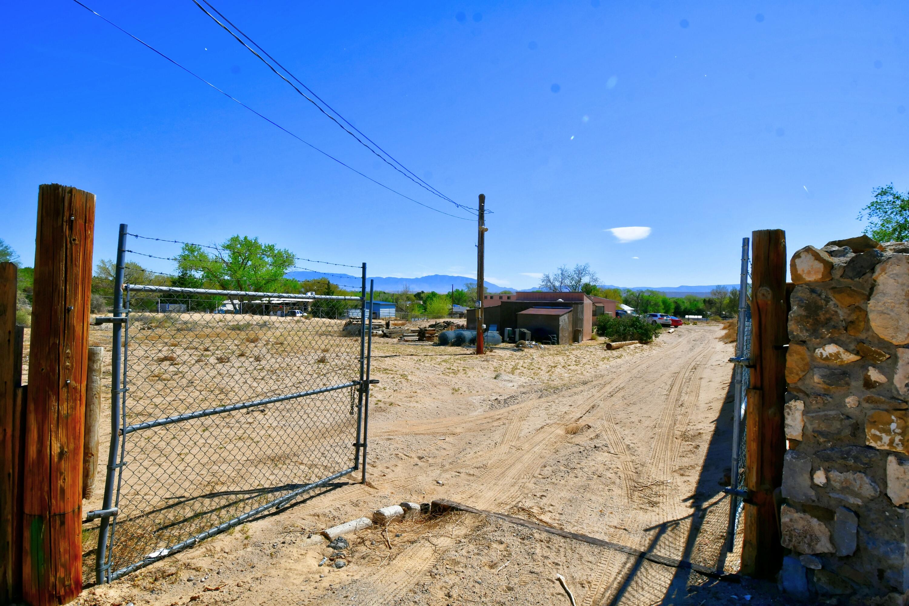 6930-C Ray Lane, Albuquerque, New Mexico image 1
