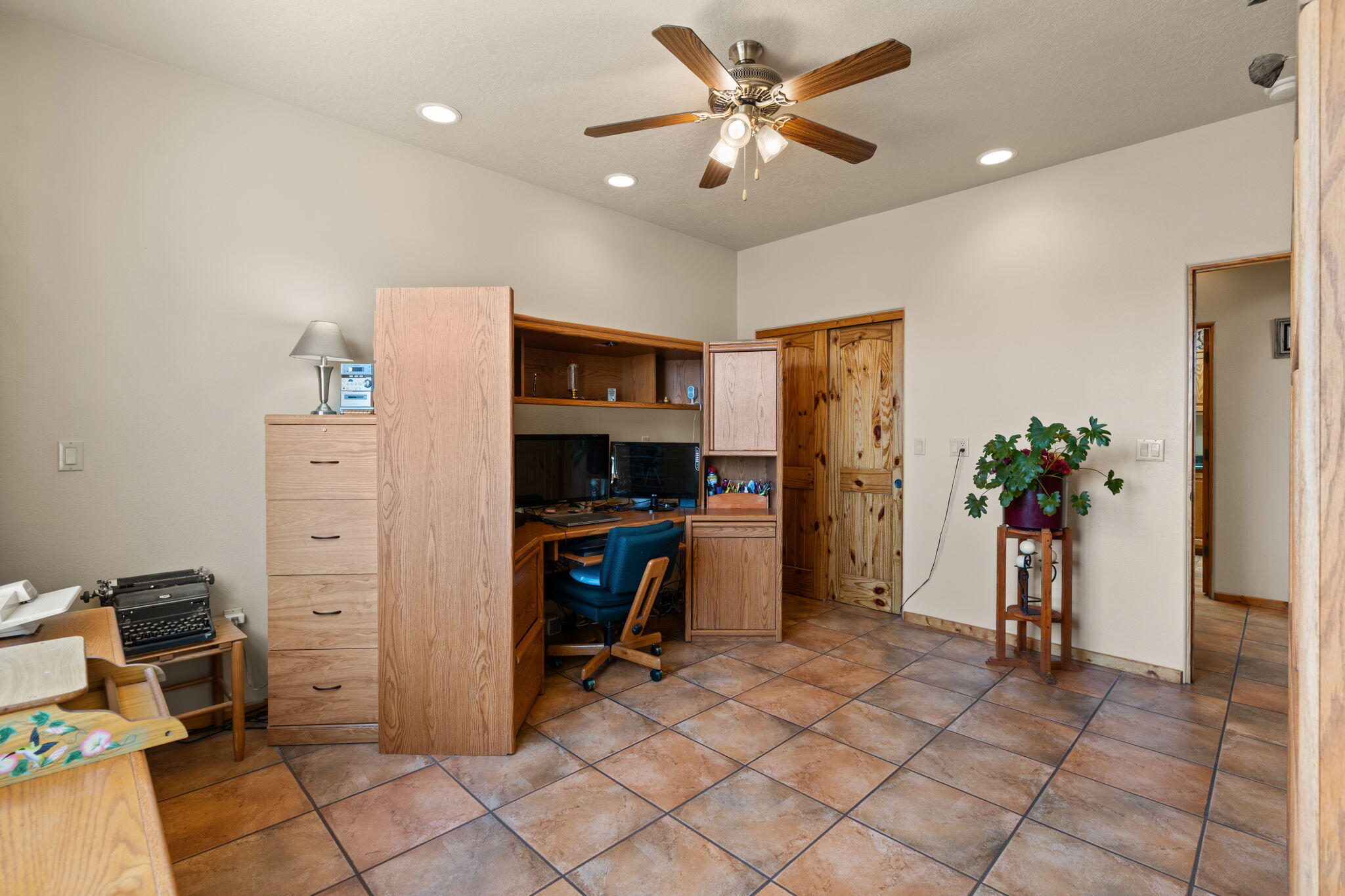 650 Barnett Road, Bosque Farms, New Mexico image 25