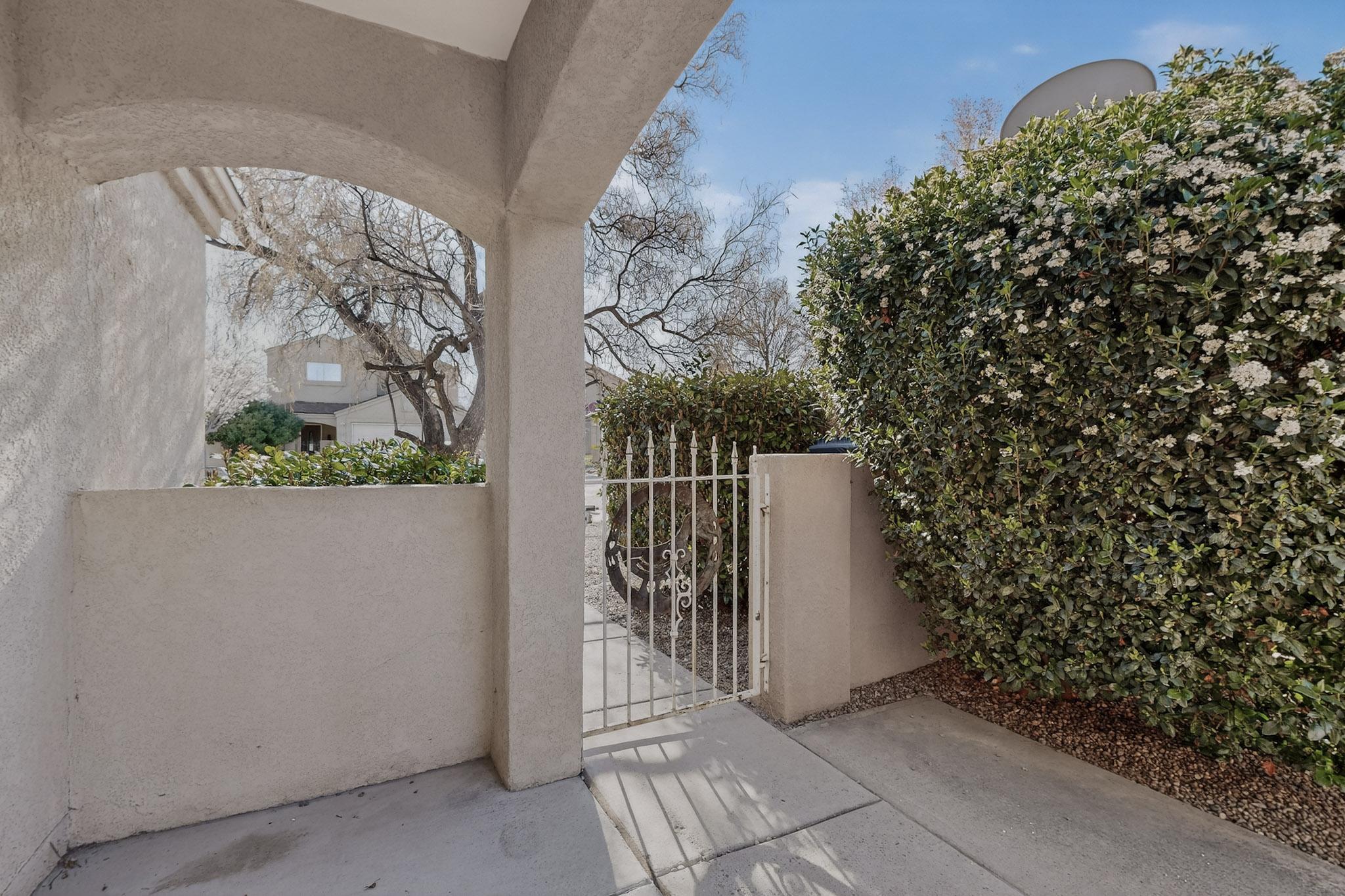 471 Little Wings Loop SW