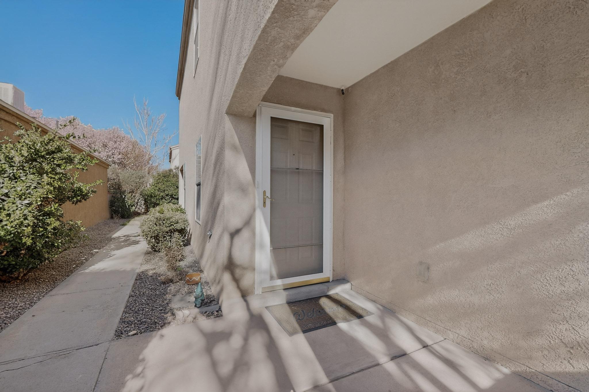 471 Little Wings Loop SW