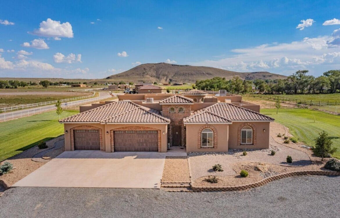 2 Wishbone Ct. Court, Los Lunas, New Mexico image 1