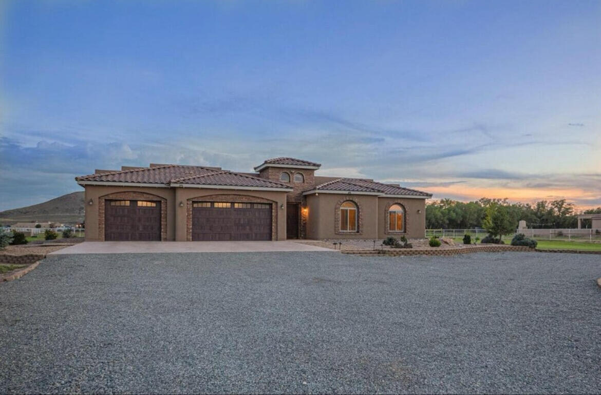 2 Wishbone Ct. Court, Los Lunas, New Mexico image 5