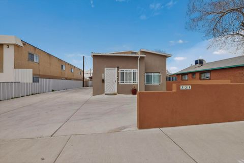 Photo of 321 Columbia Drive SE, Albuquerque, NM 87106 (MLS # 1098898)