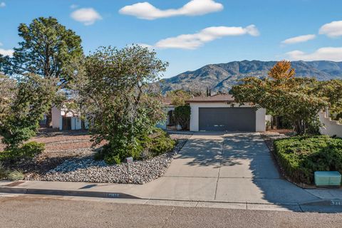 Photo of 12440 CHELWOOD Trail NE, Albuquerque, NM 87112 (MLS # 1092435)
