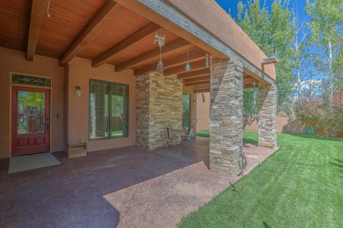 Photo of 23 Senda Corvo Rd, Santa Fe, NM 87507 (MLS # 1091473)