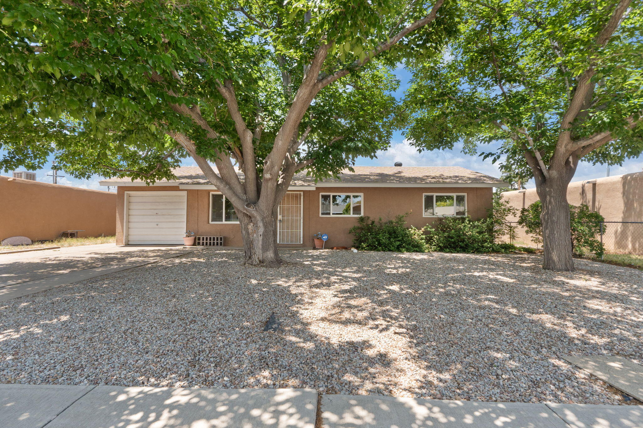 3701 Cherokee Road, Albuquerque, New Mexico image 1