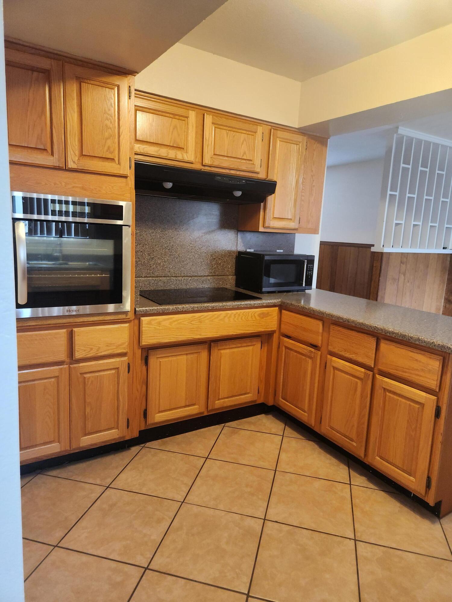 8509 Bellehaven Place NE