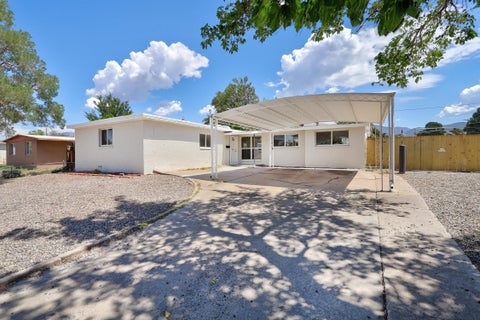 Homes For Sale - 1800 Britt Street<br/> Bernalillo County, Albuquerque, NM 87112