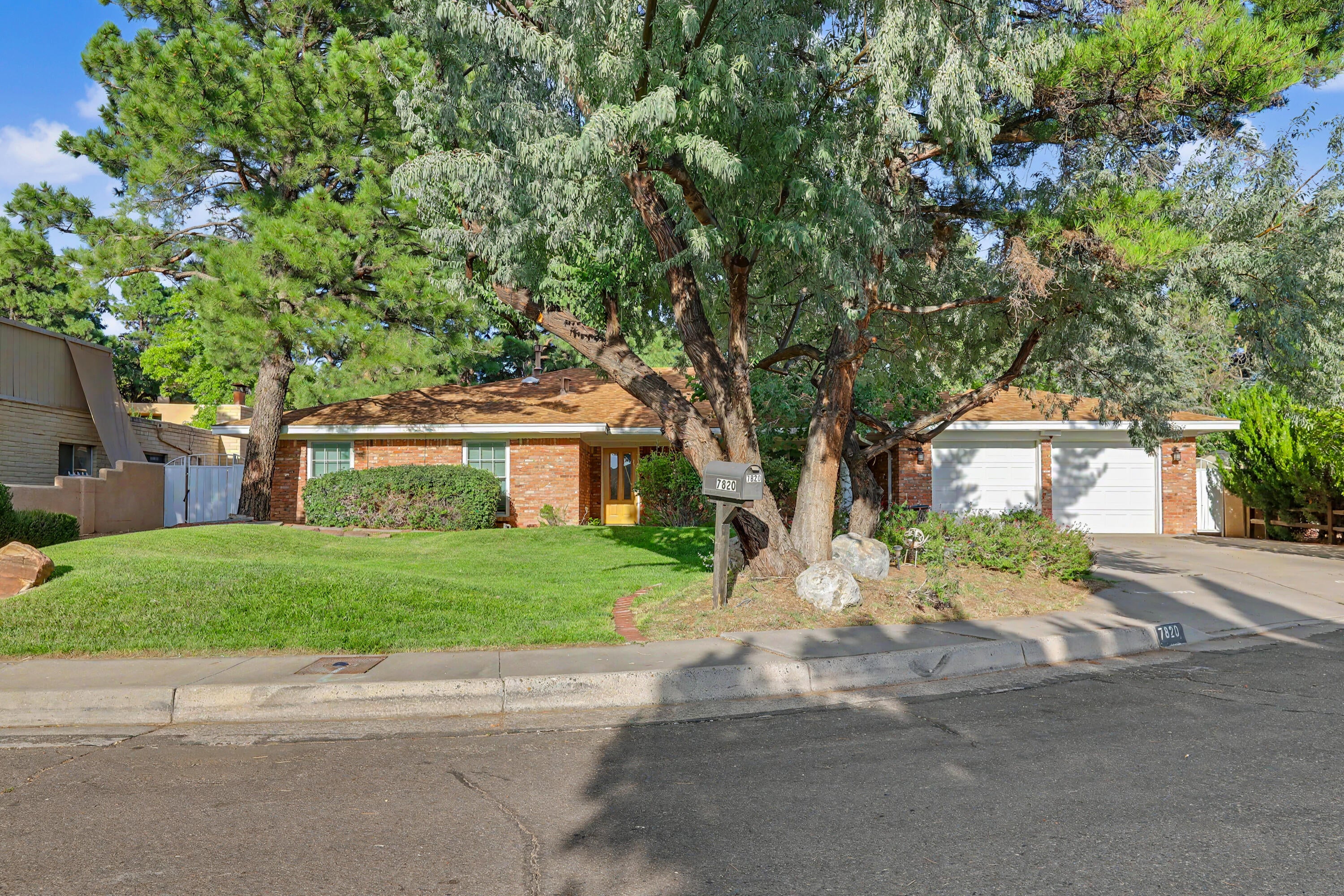 7820 Charger Trail NE