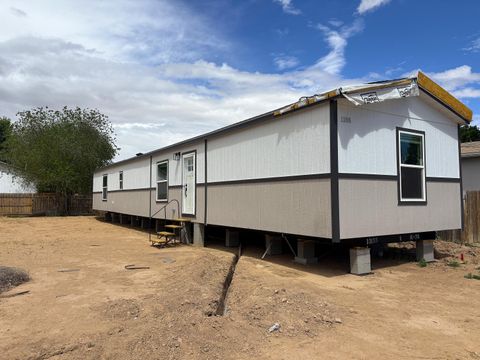 Photo of 1188 Los Tulipanes Drive SE, Los Lunas, NM 87031 (MLS # 1103004)