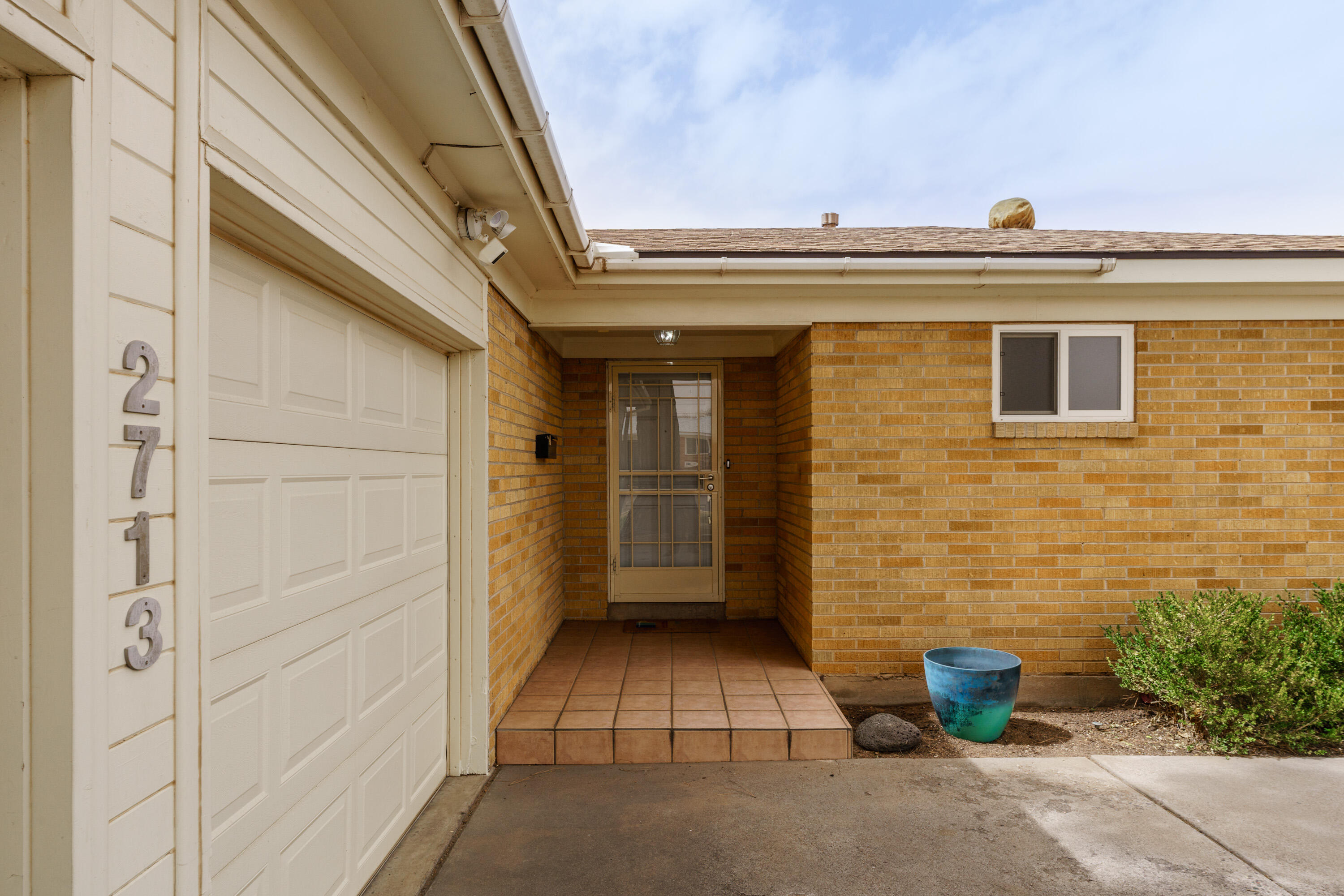 2713 Cardenas Drive, Albuquerque, New Mexico image 3