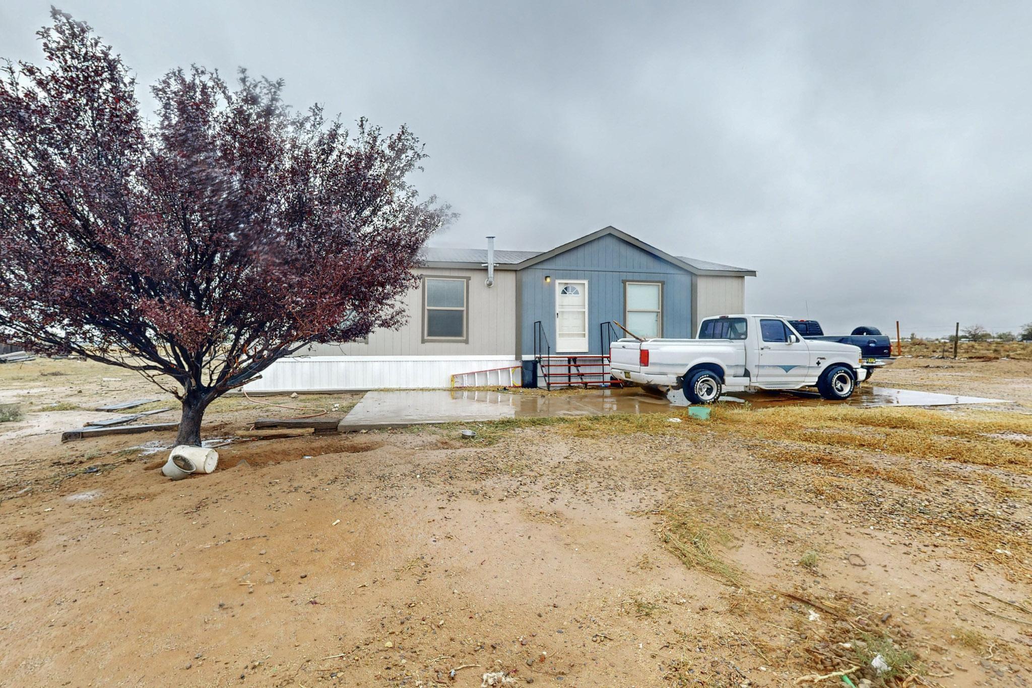 49 Mccrae, Los Lunas, New Mexico image 2