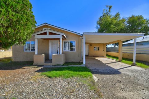 Photo of 302 S Second Street, Belen, NM 87002 (MLS # 1094069)